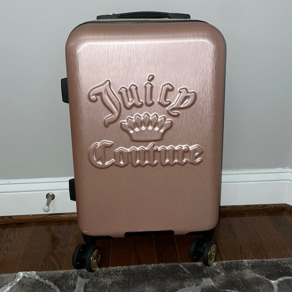 Juicy Couture Carry on